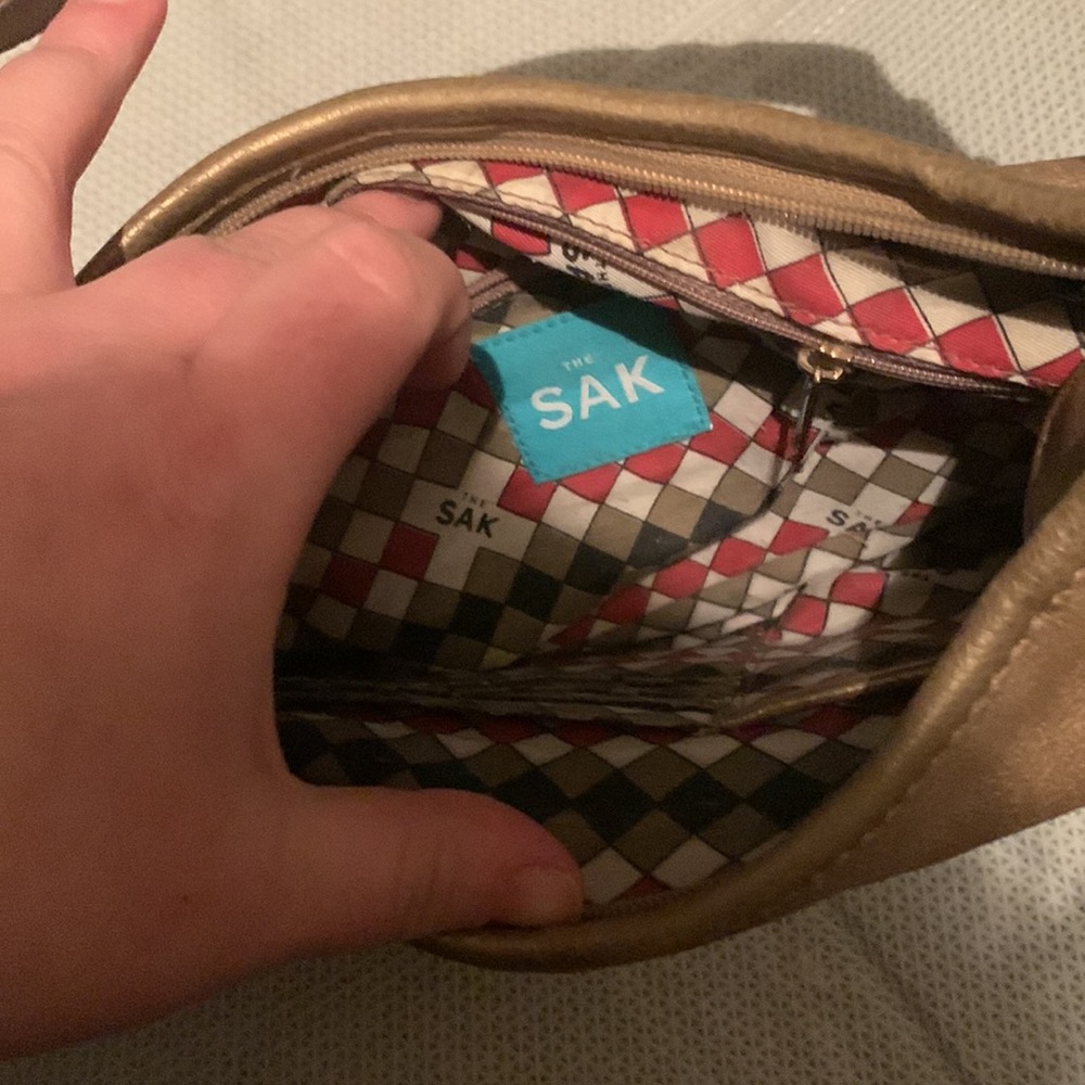 Sak - Picture 4 of 4